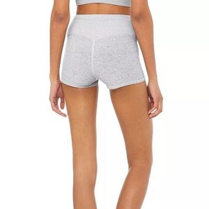 NWT ALO Yoga Alosoft Aura Shorts